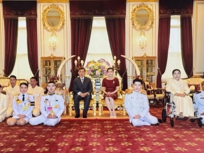 比童话更真实：这对你想不到的 CP，被泰王王后赐婚